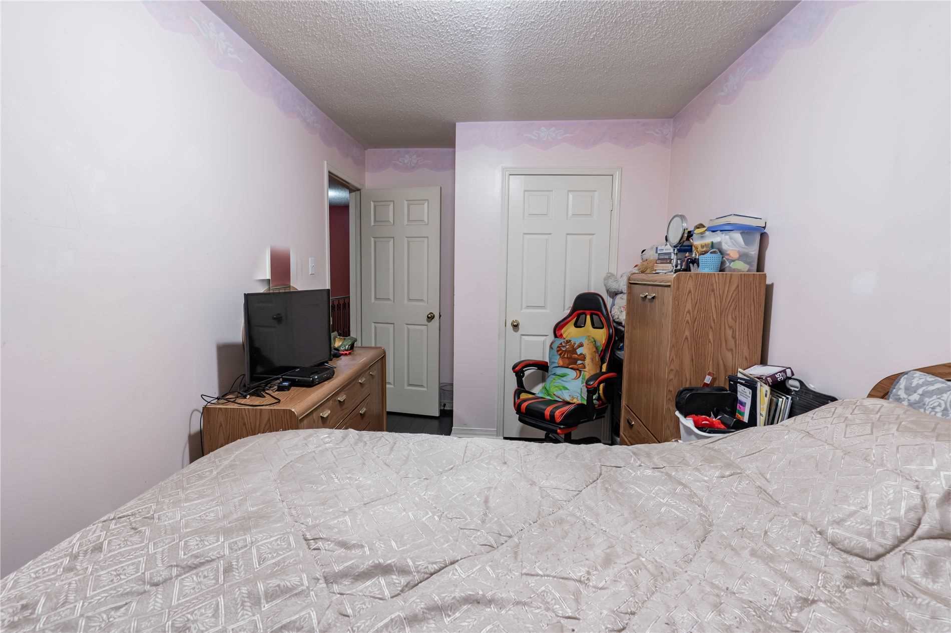 Listing W5839870 - Large Photo # 21
