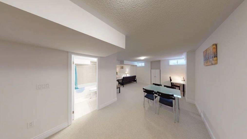 3478 Clayton Tr