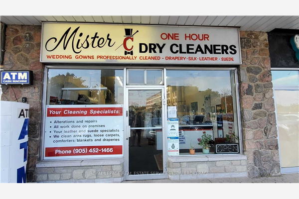 8 Flowertown Ave, Brampton