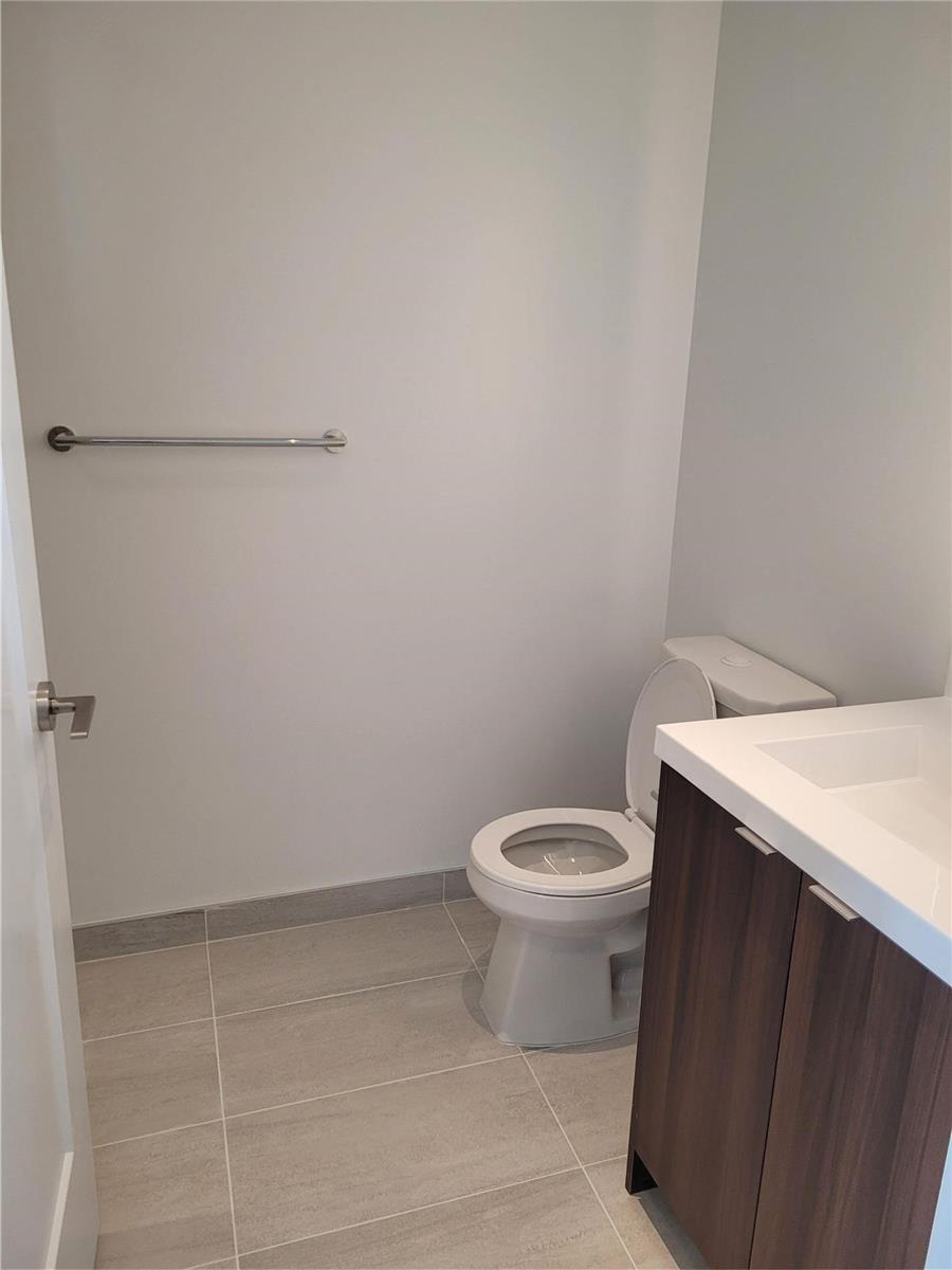 5 Mabelle Avenue #4228