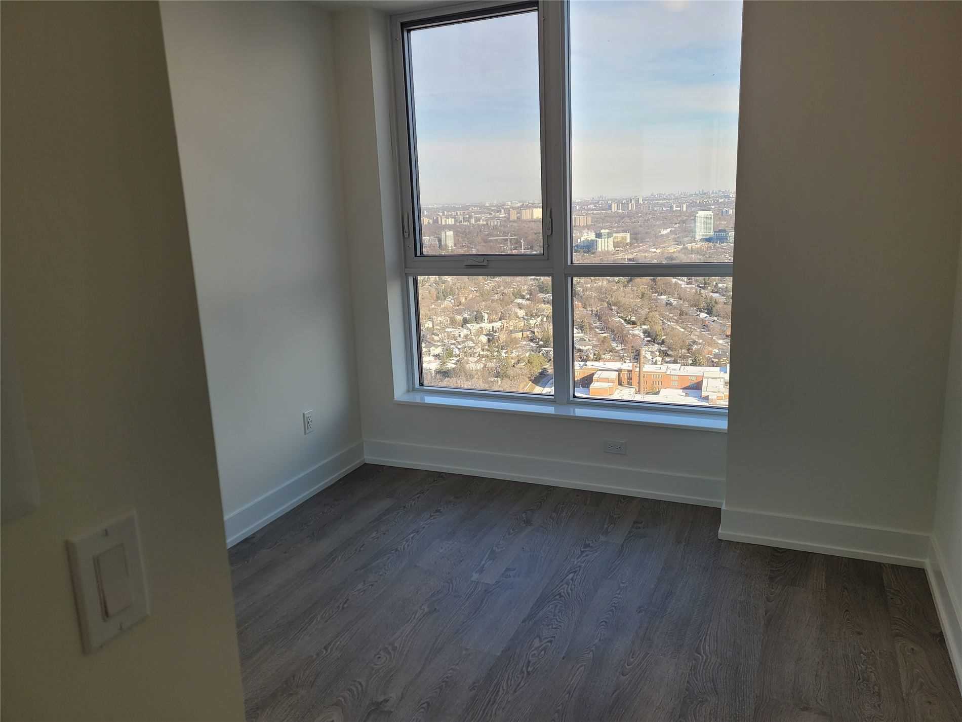 5 Mabelle Avenue #4228