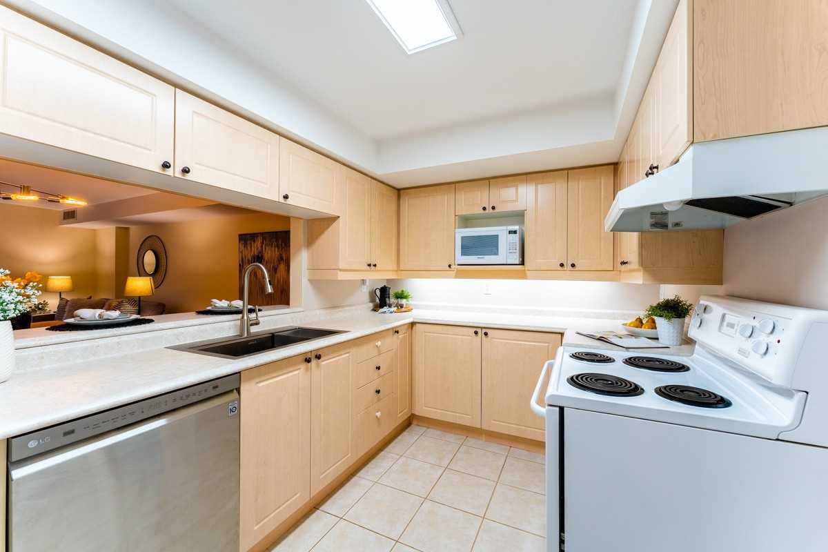 Listing W5842157 - Large Photo # 12