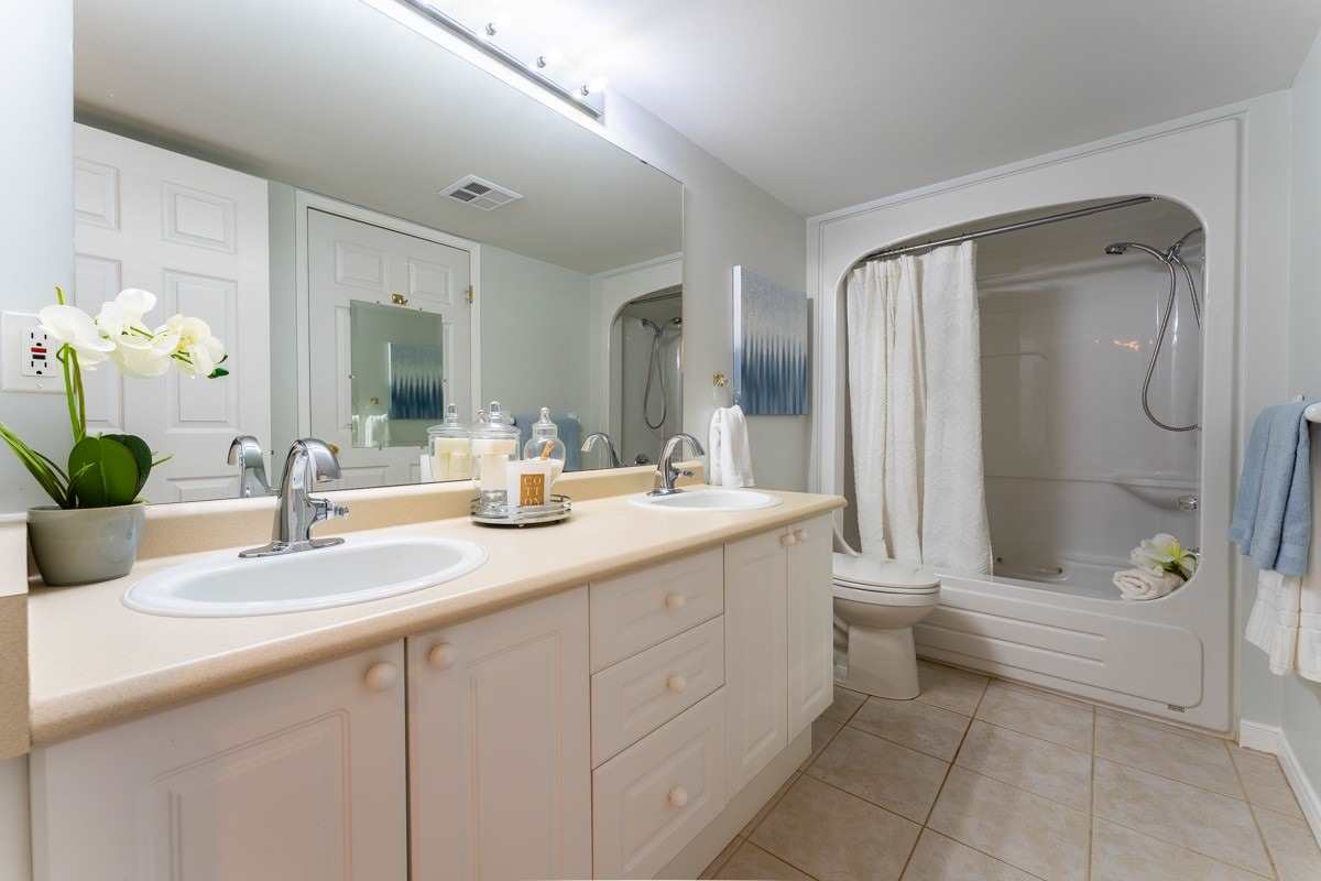 Listing W5842157 - Large Photo # 19