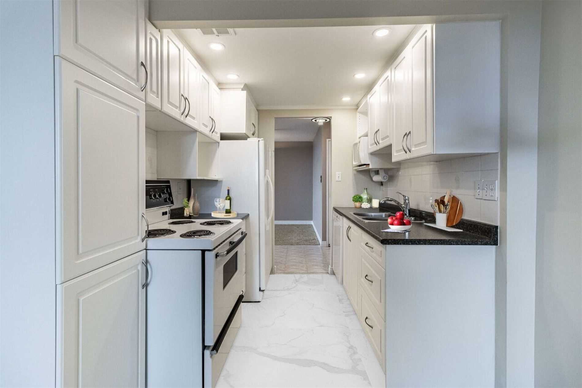 299 Mill Road, #Ph3