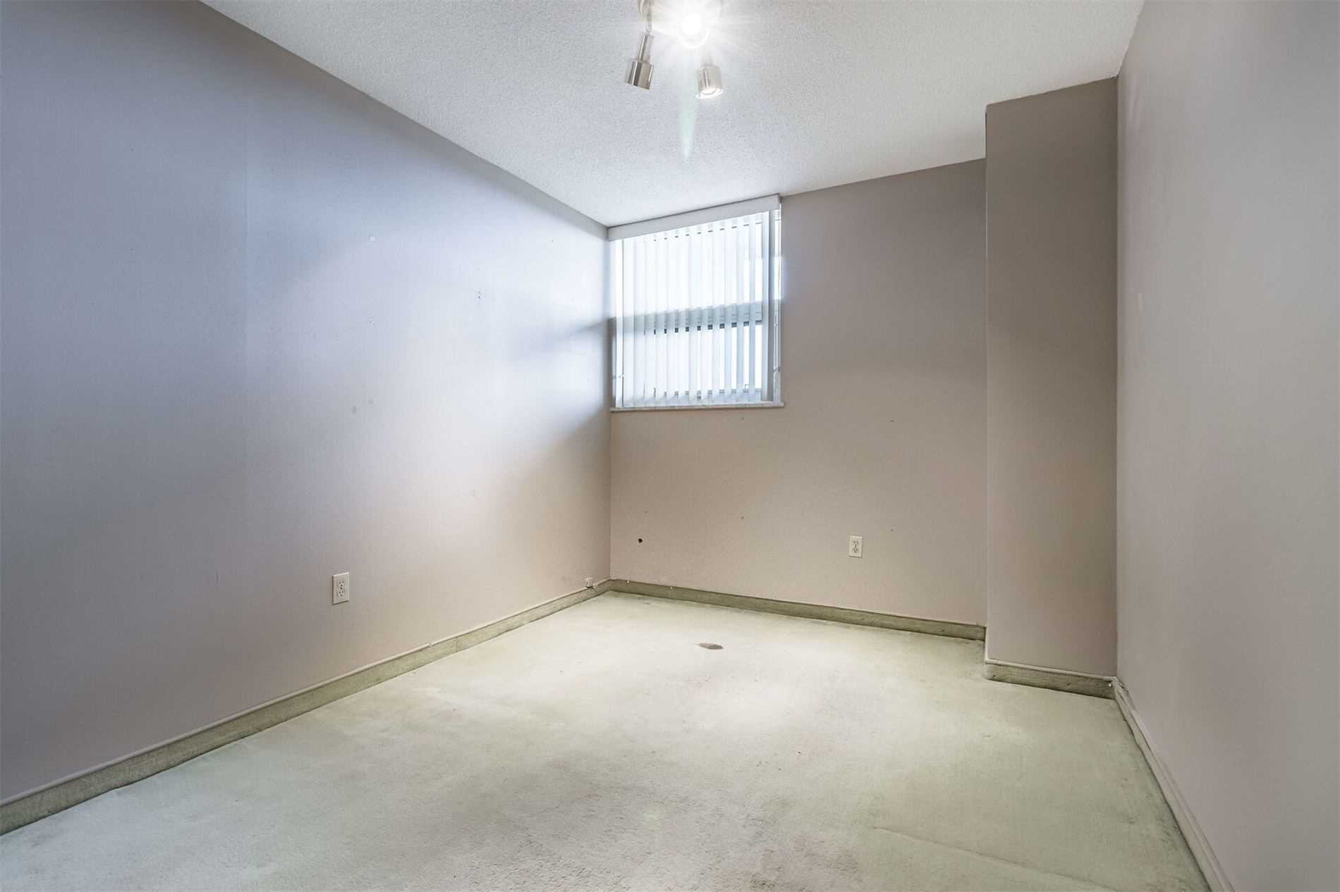 299 Mill Road, #Ph3