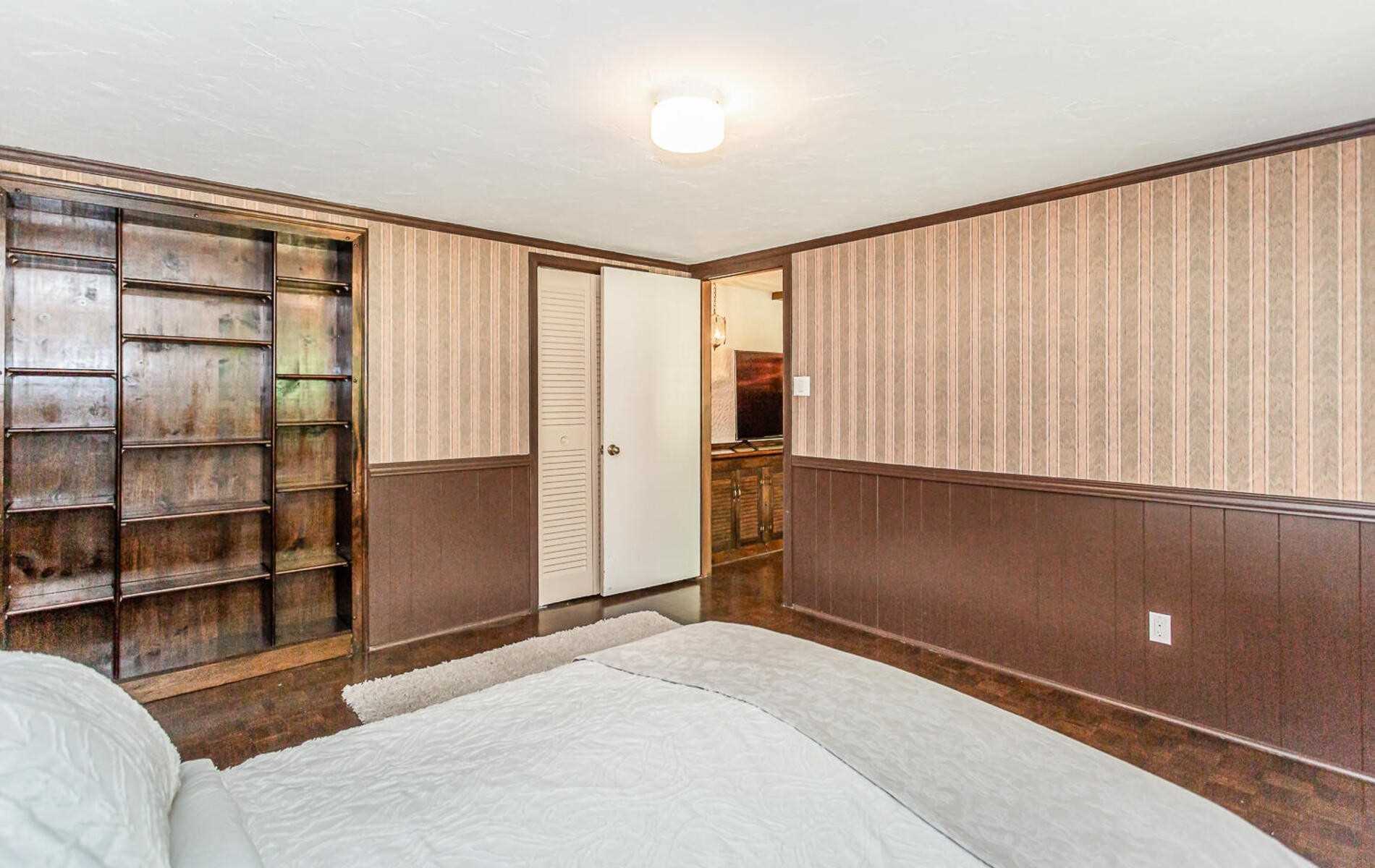 1697 Missenden Cres