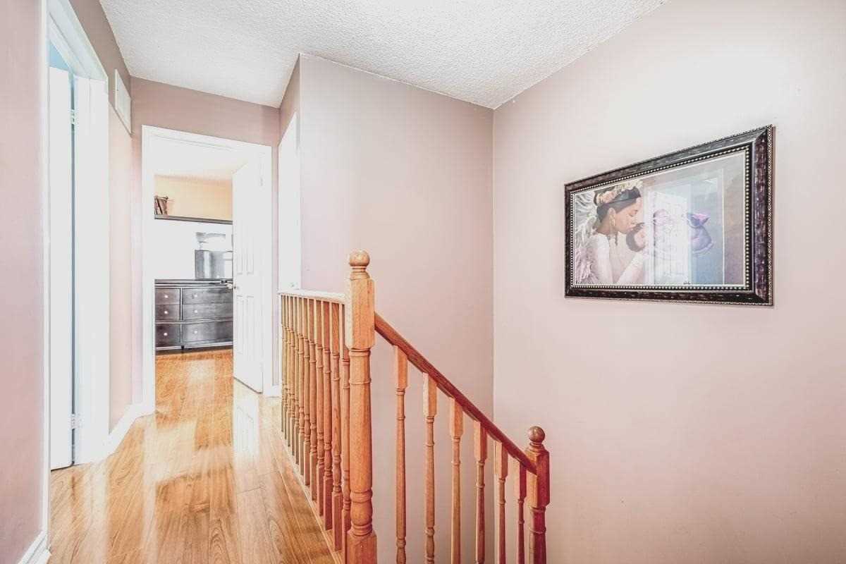 Listing W5842980 - Large Photo # 16