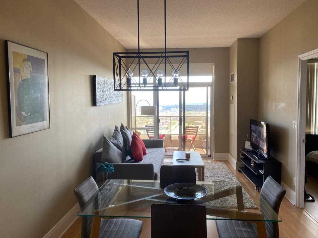 Listing W5842992 - Large Photo # 2