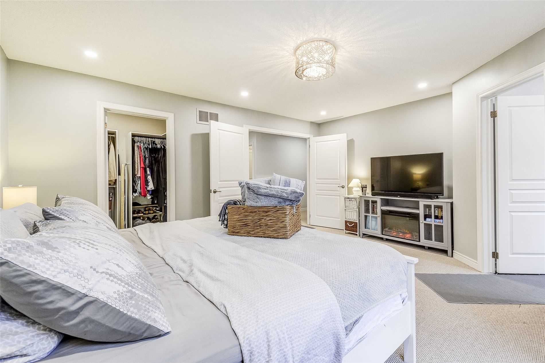 362 Plains Road E, #25