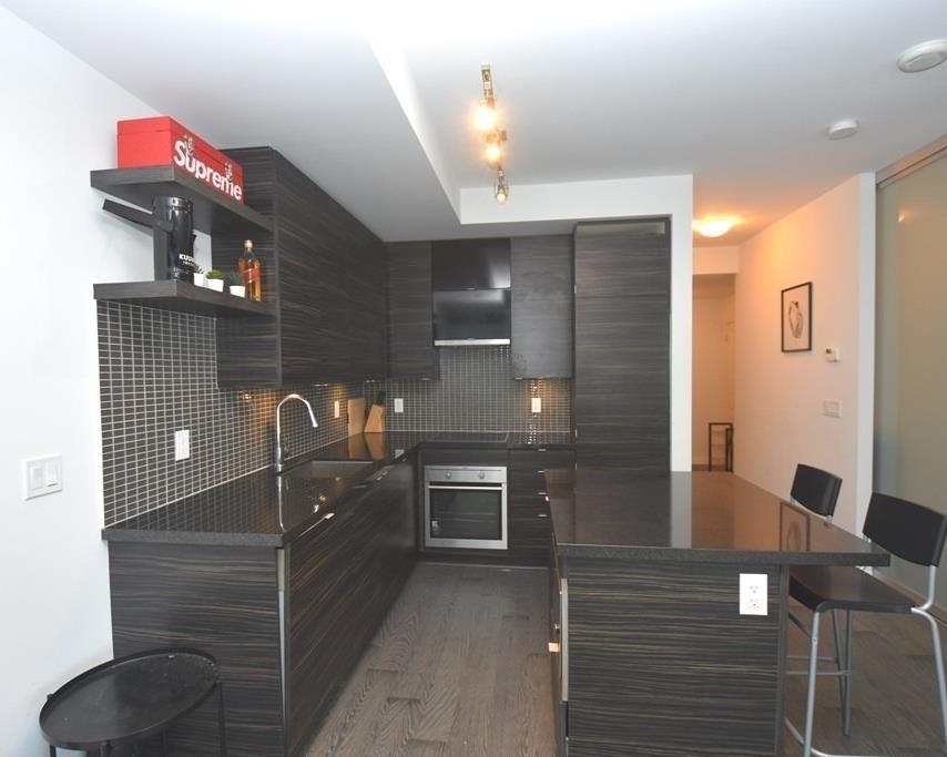 59 Annie Craig Dr, #707