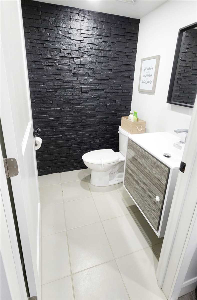 1040 The Queensway Avenue #110