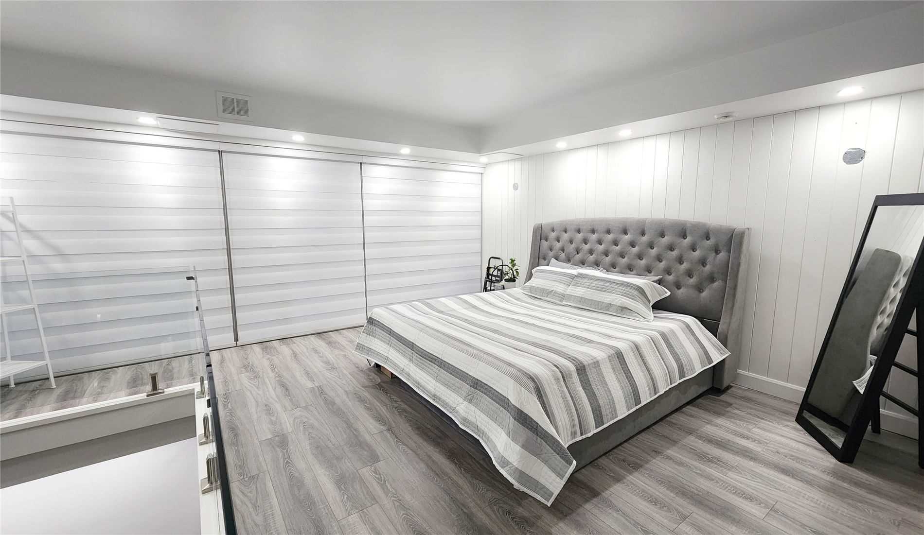 1040 The Queensway Avenue #110
