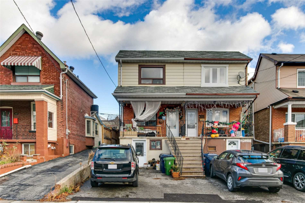 203 Blackthorn Ave, Toronto
