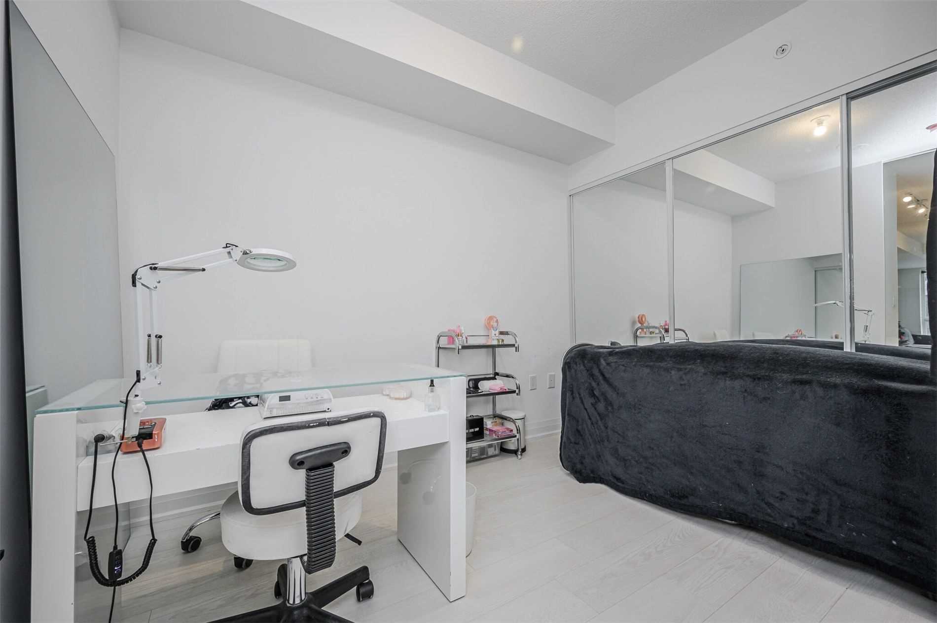 26 Gibbs Road, #340