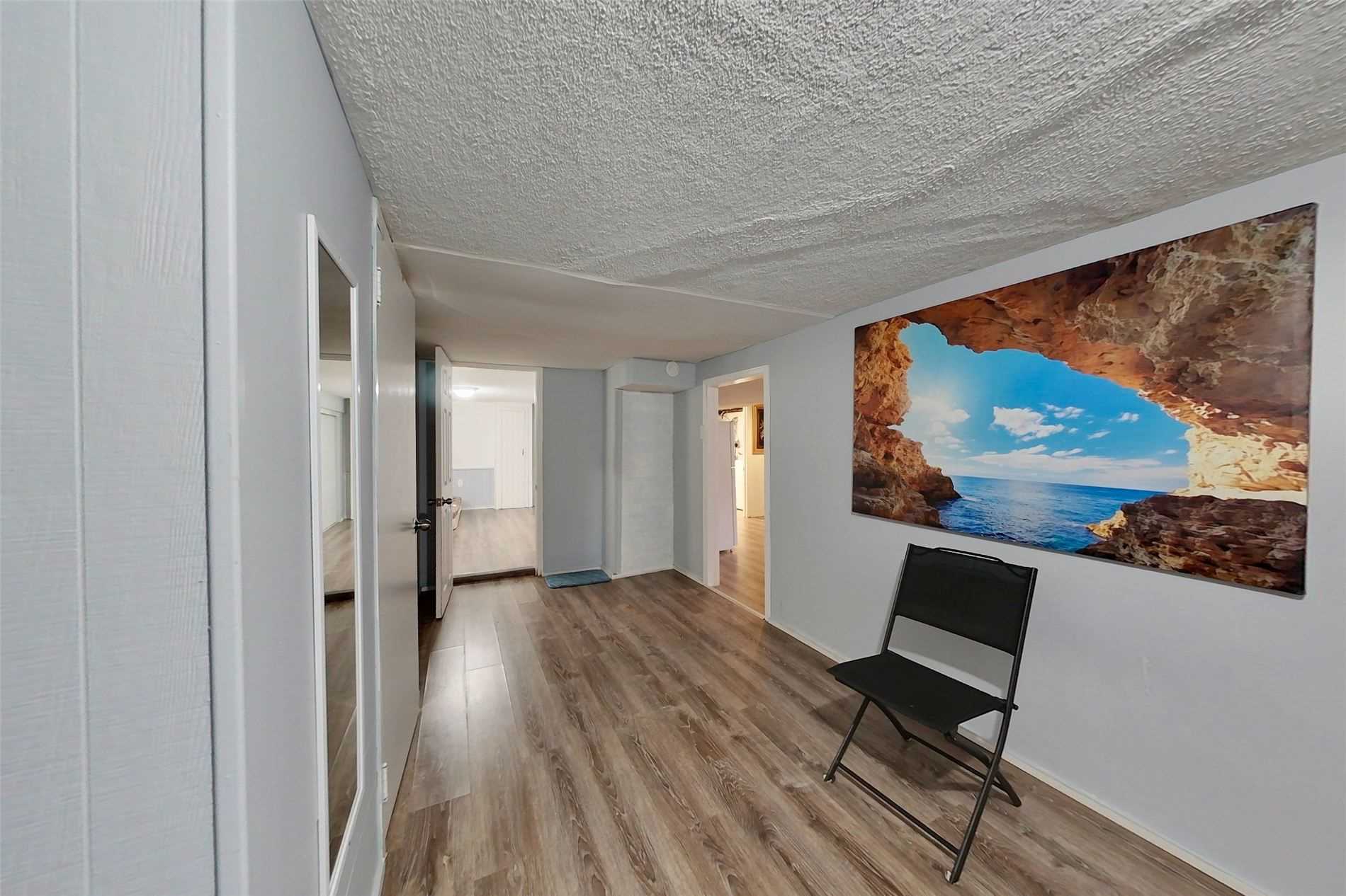 Listing W5845808 - Large Photo # 31