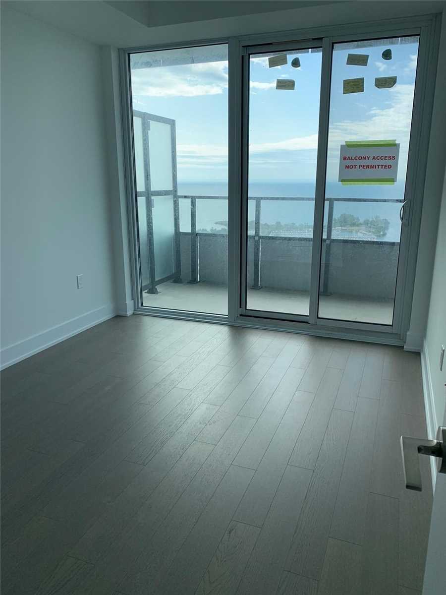20 Shore Breeze Drive #3510