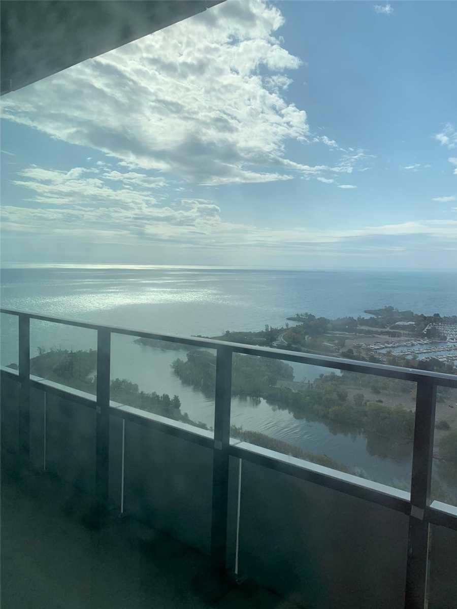 20 Shore Breeze Drive #3510