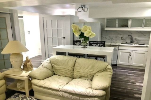 66 Baybrook Rd, Brampton
