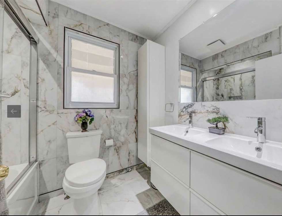 18 Brancaster Crt