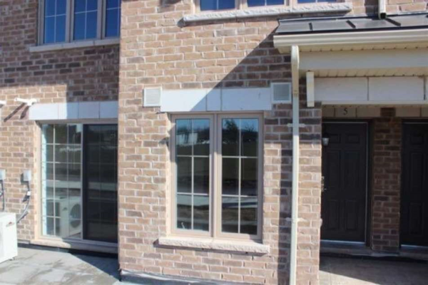 2441 Greenwich Dr, Oakville