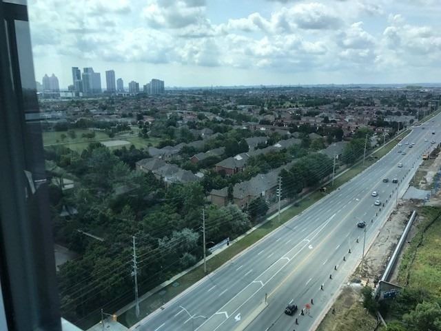 75 Eglinton Avenue W, #1504