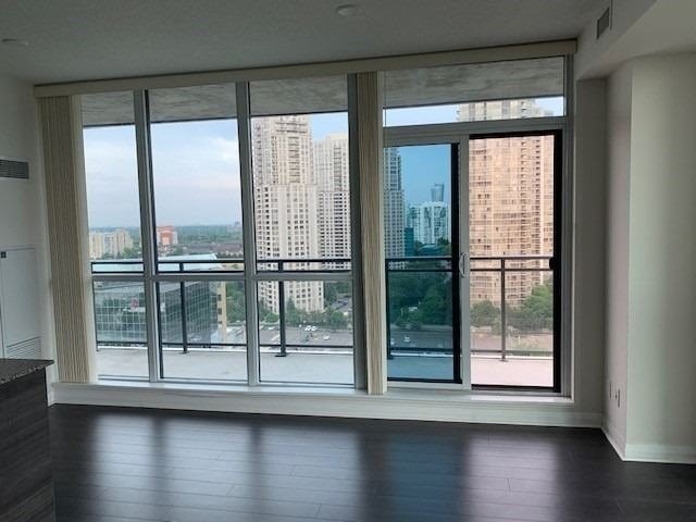 75 Eglinton Avenue W, #1504