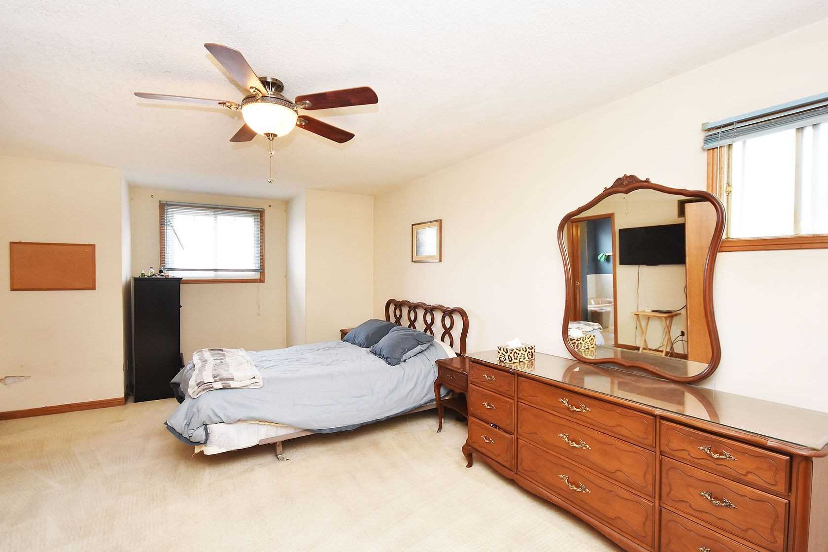 3246 Trelawny Circle