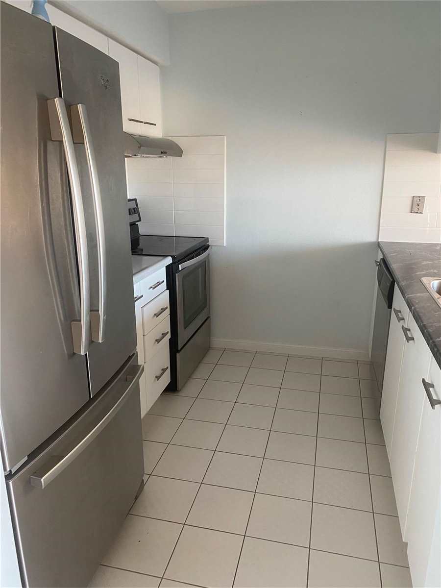 Listing W5848432 - Large Photo # 4