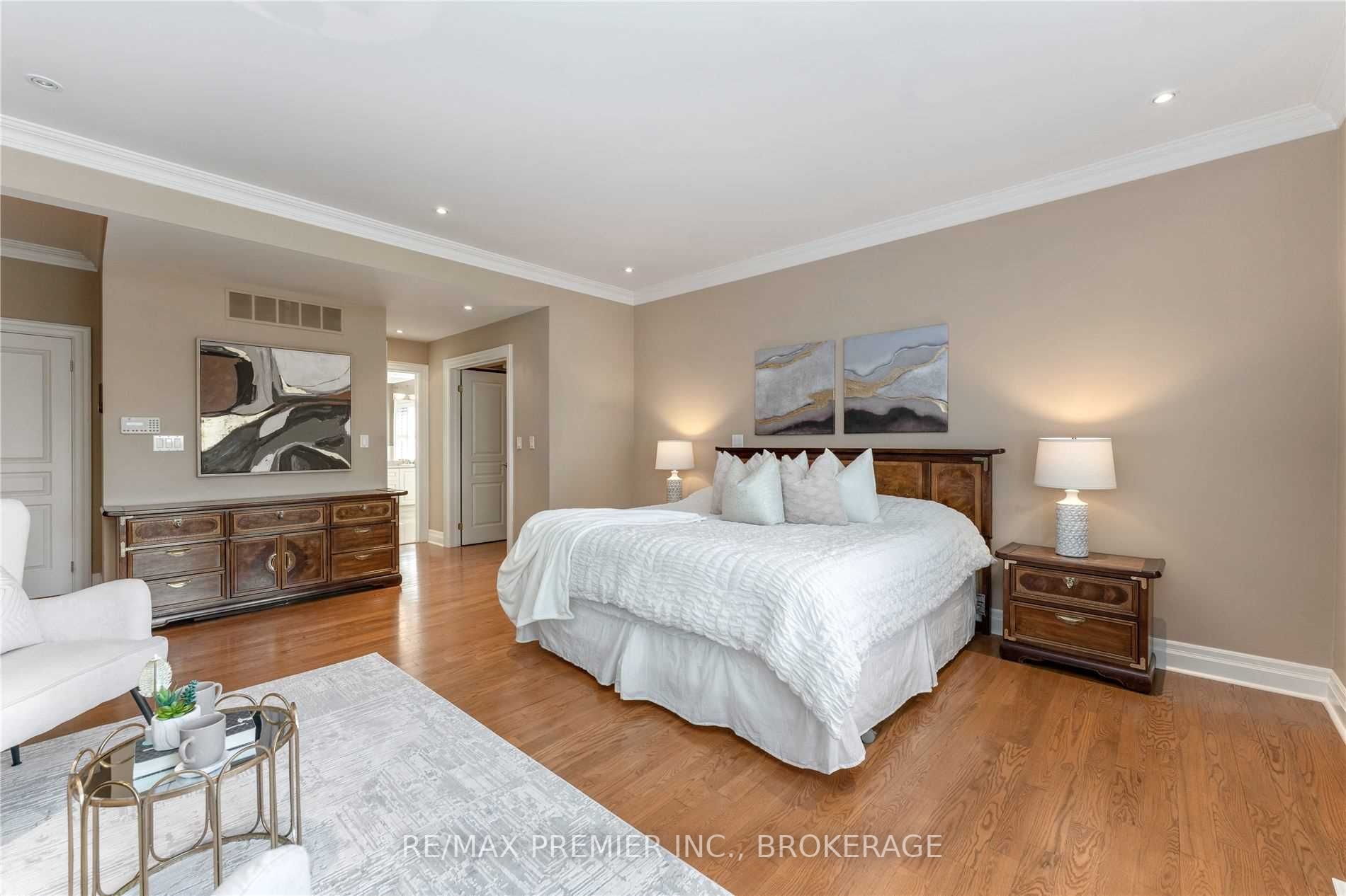 Listing W5849349 - Large Photo # 18