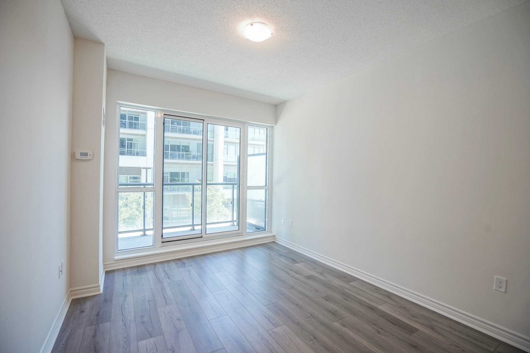 39 Annie Craig Dr, #Th4