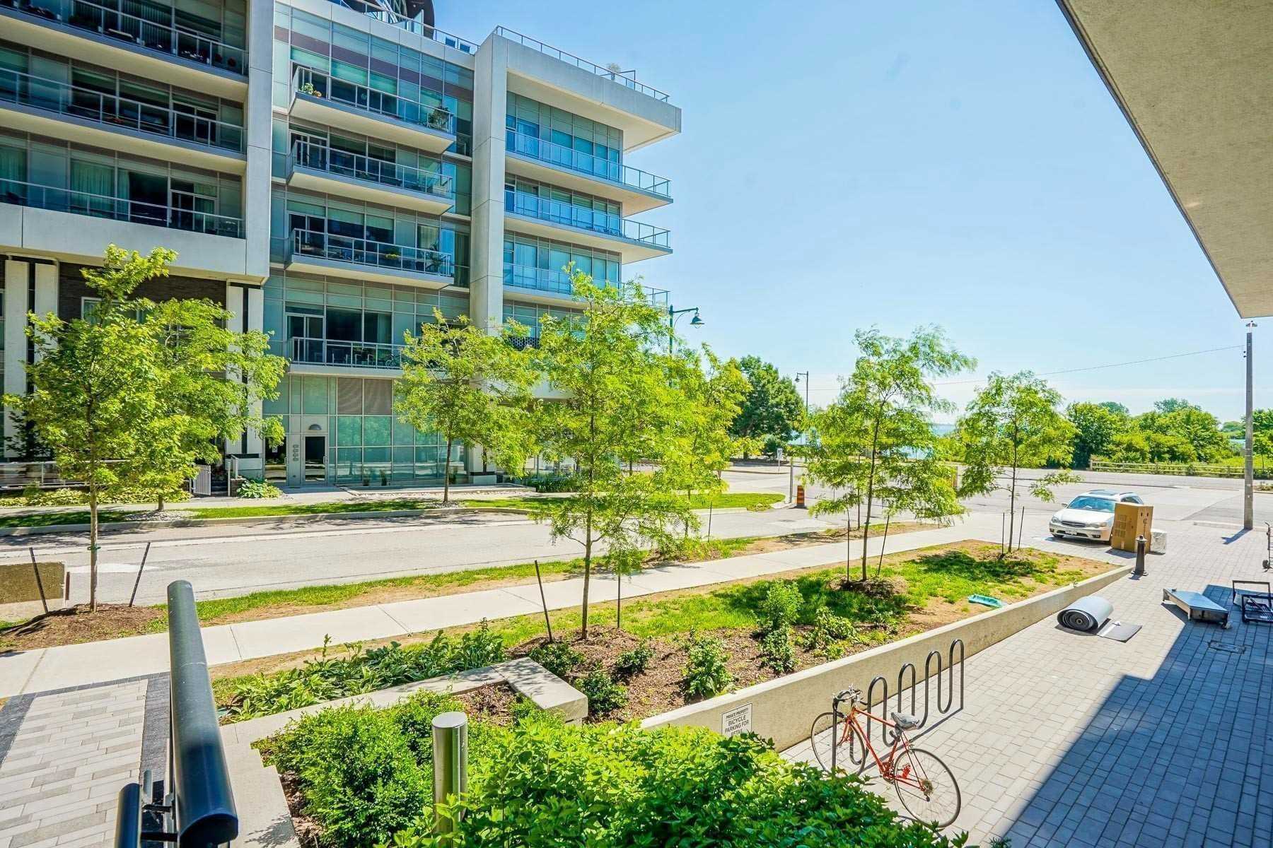 39 Annie Craig Dr, #Th4
