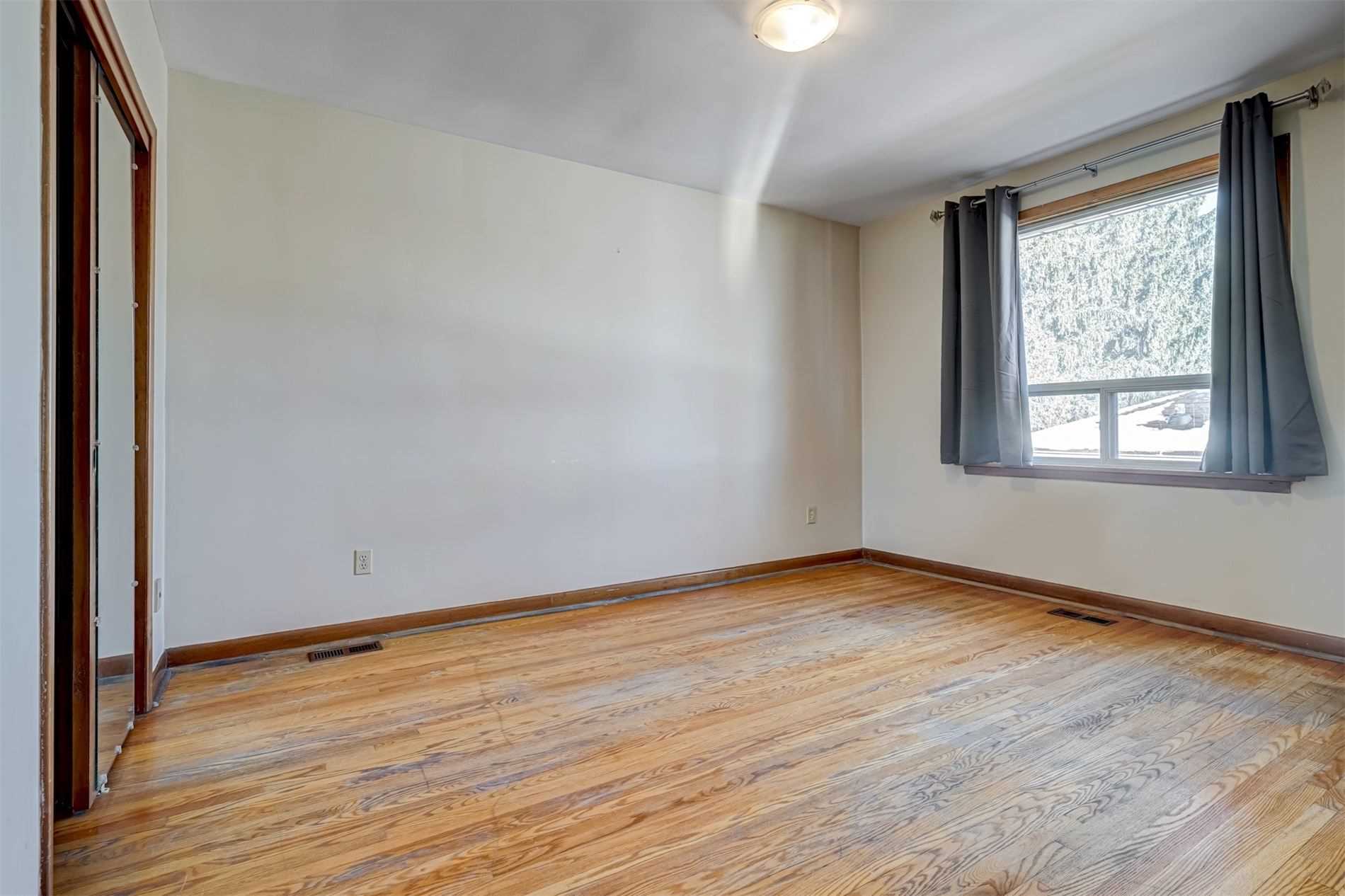 Listing W5851307 - Large Photo # 12