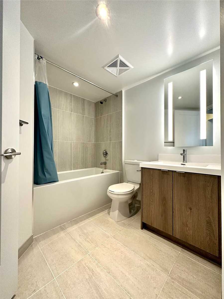 5 Mabelle Avenue, #2229