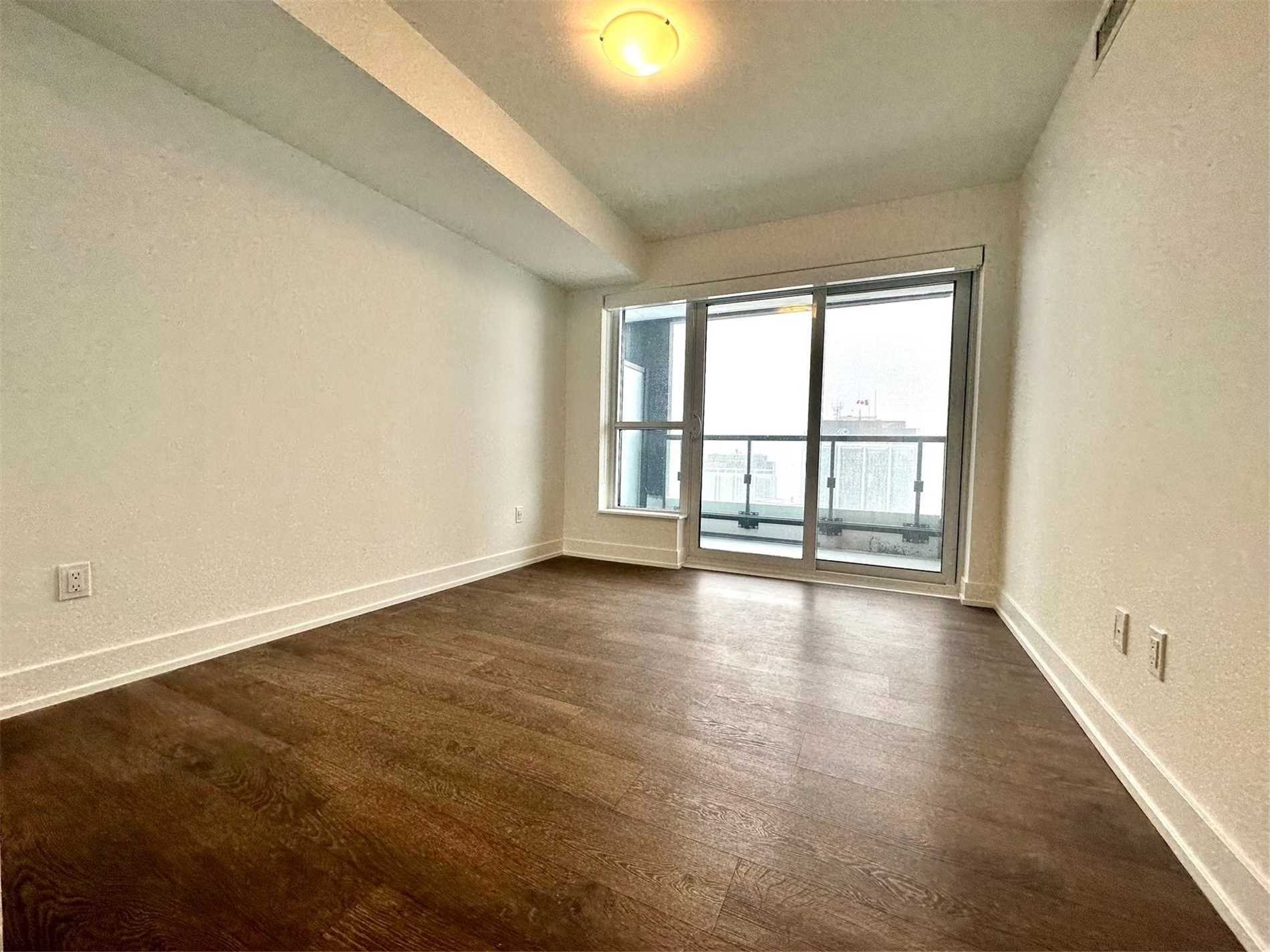5 Mabelle Avenue, #2229