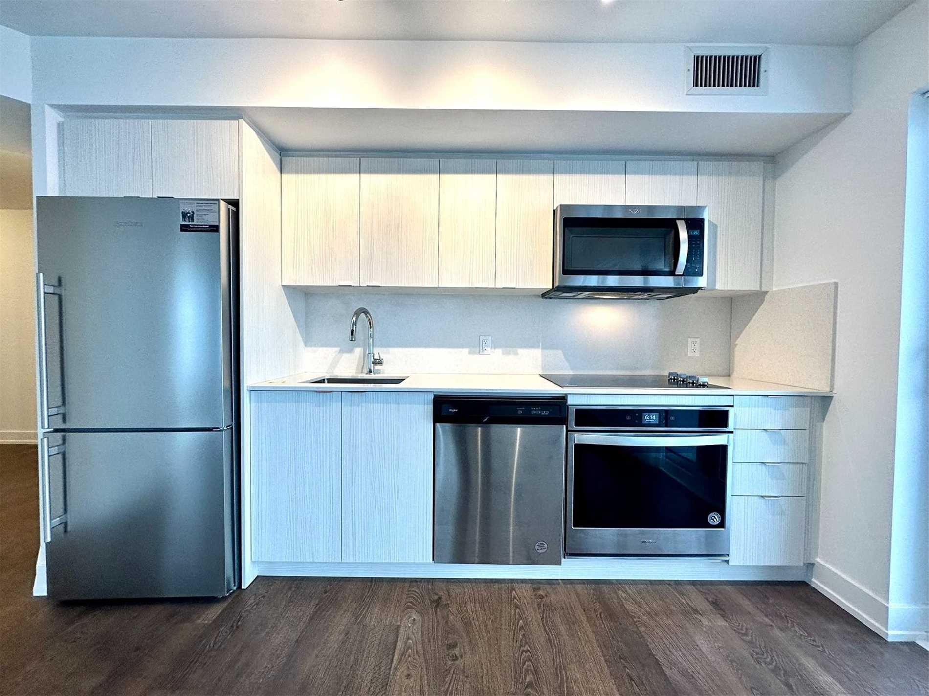 5 Mabelle Avenue, #2229