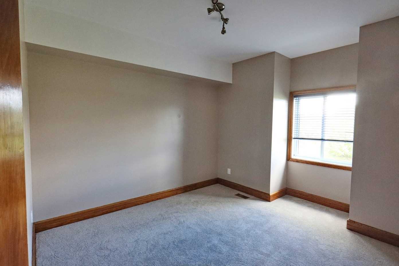 Listing W5851596 - Large Photo # 23