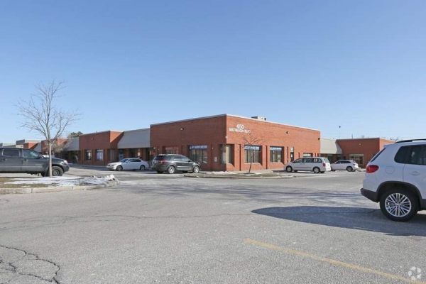 400-450 Matheson Blvd E, Mississauga
