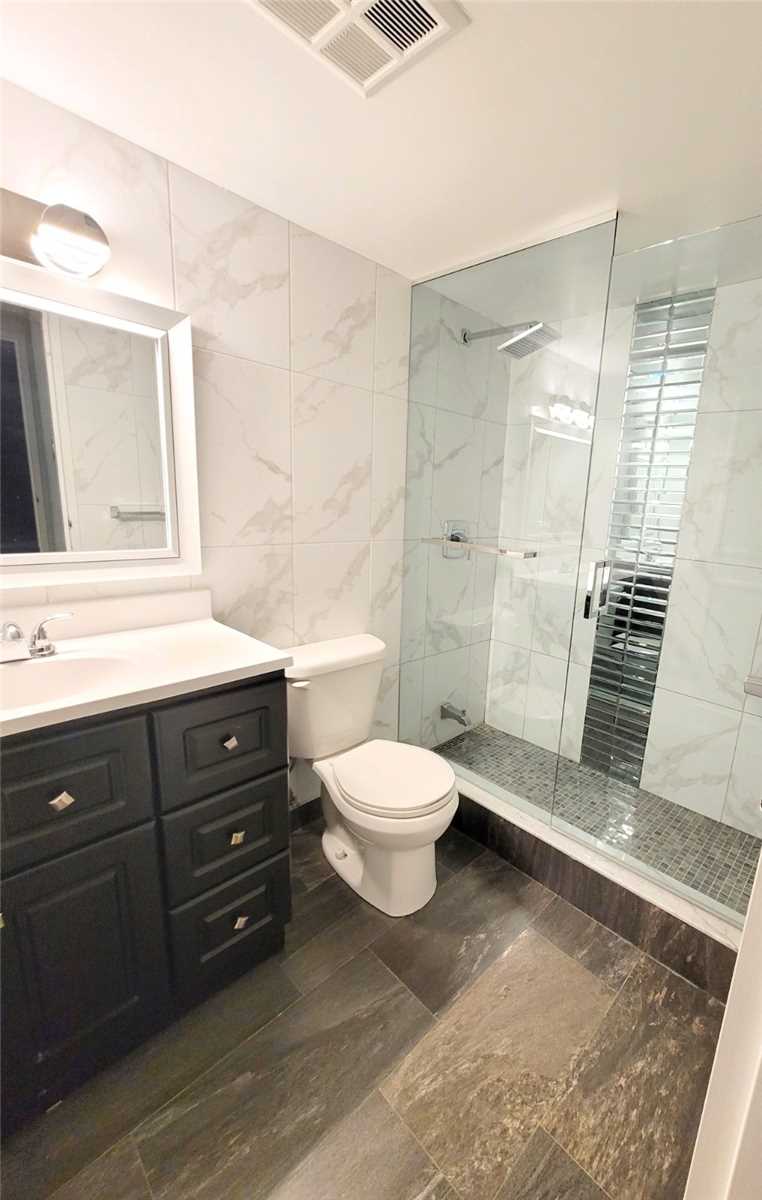 Listing W5852713 - Large Photo # 11