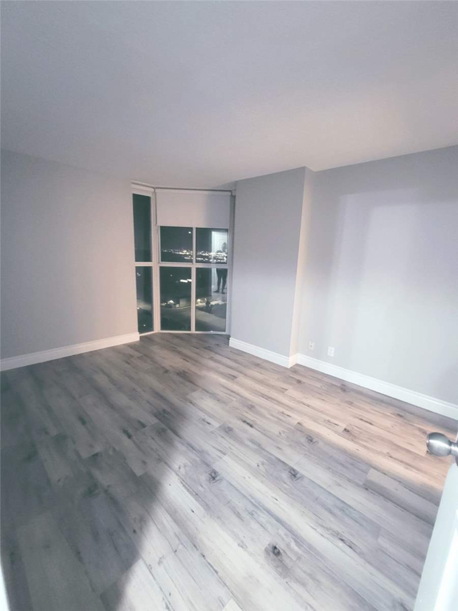 Listing W5852713 - Large Photo # 17