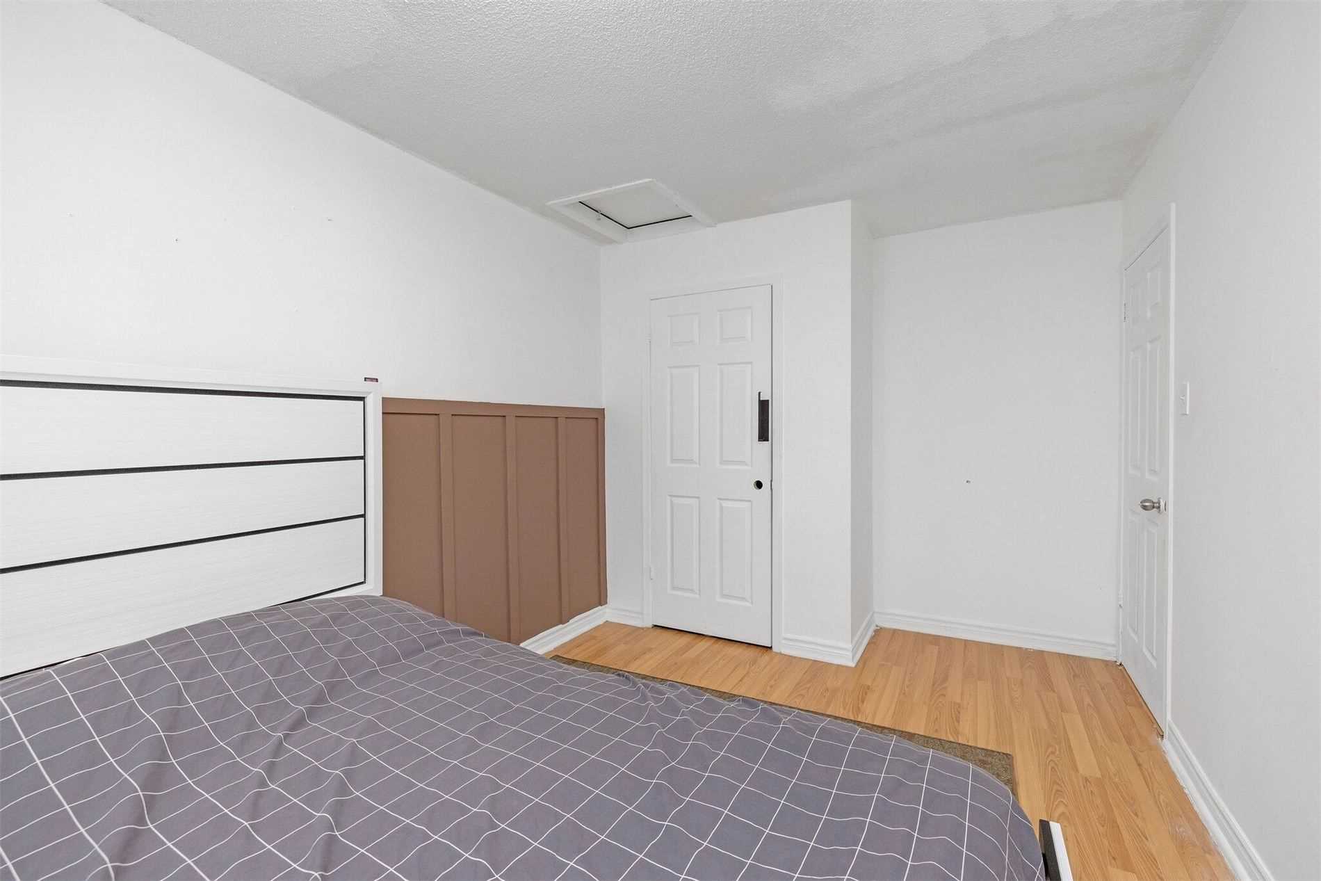 Listing W5852780 - Large Photo # 27