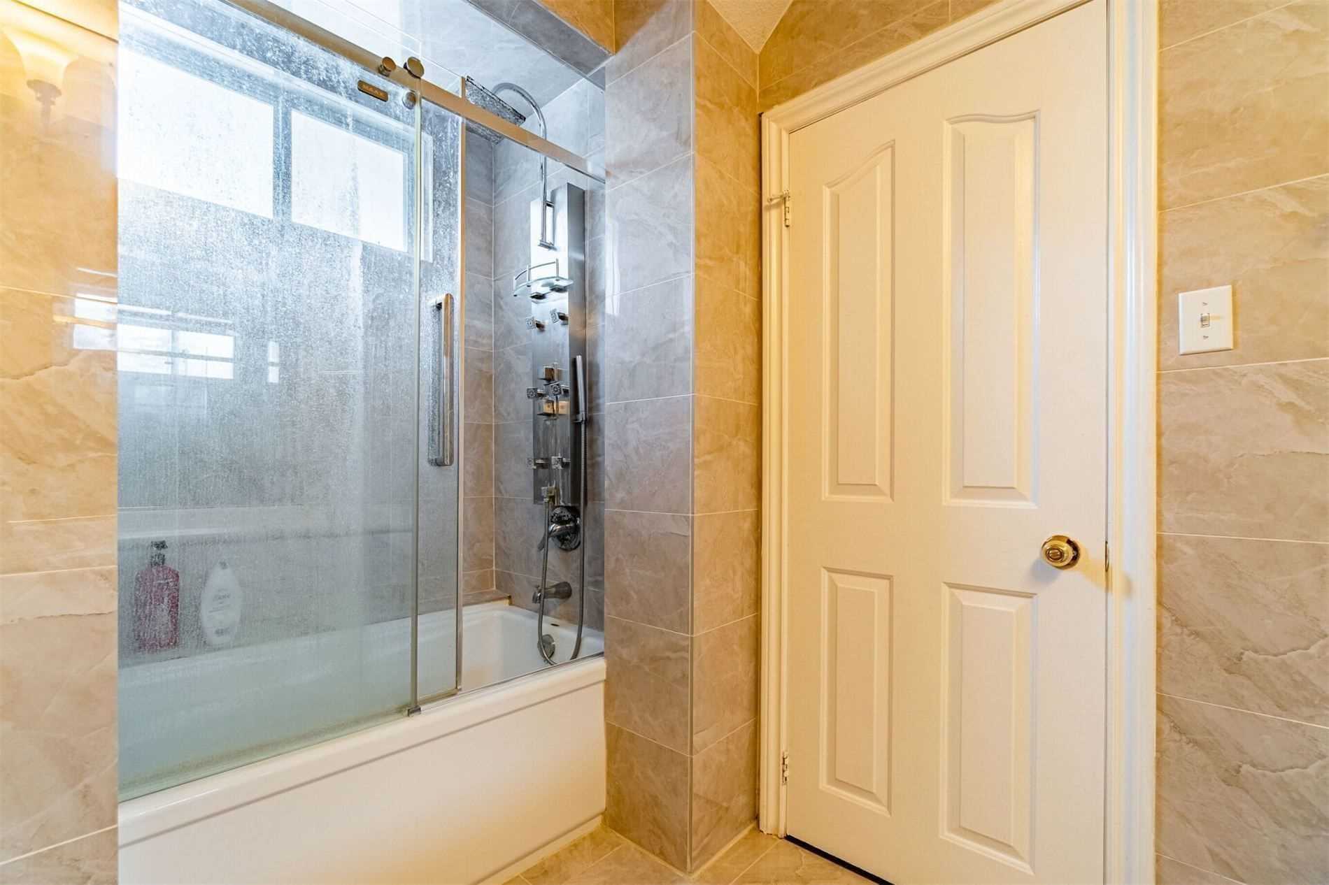 Listing W5853999 - Large Photo # 36