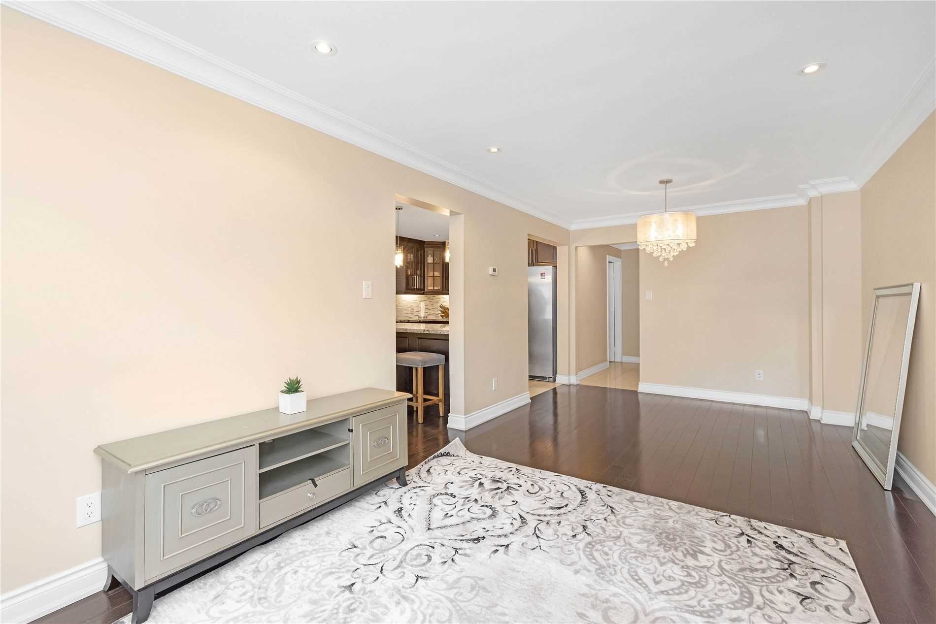 58 Schubert Cres