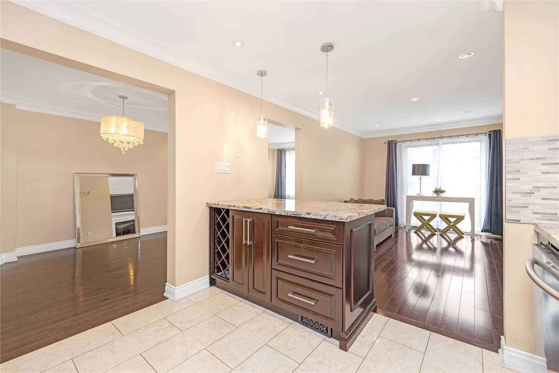 58 Schubert Cres