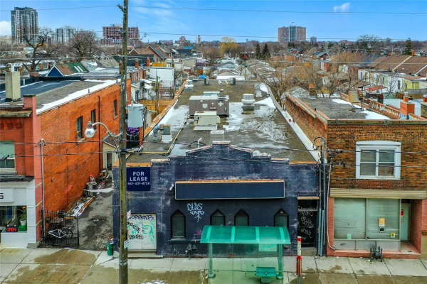 1871 Davenport Rd, Toronto