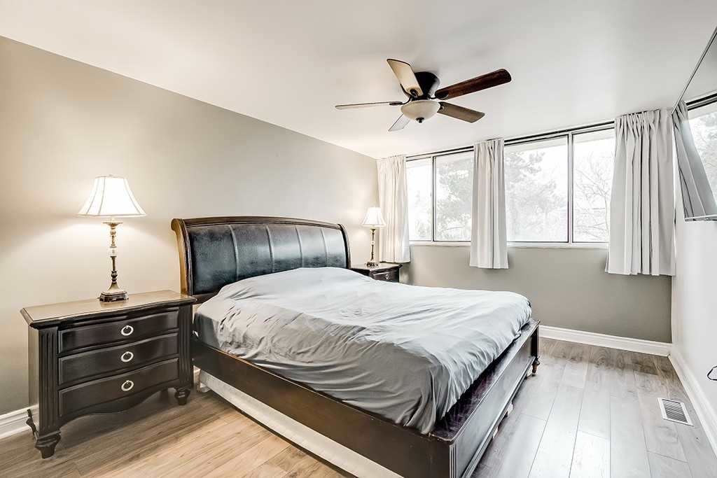 Listing W5855225 - Large Photo # 22