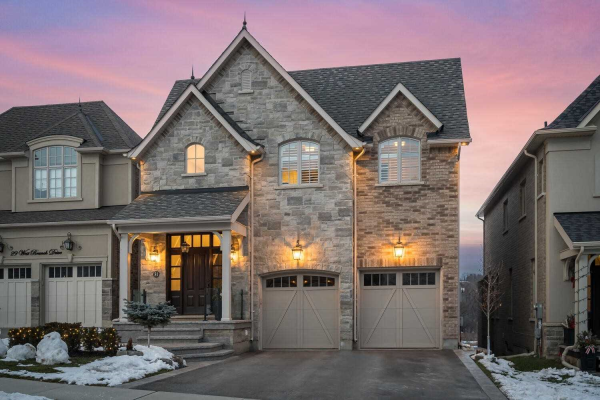 31 West Branch Dr, Halton Hills