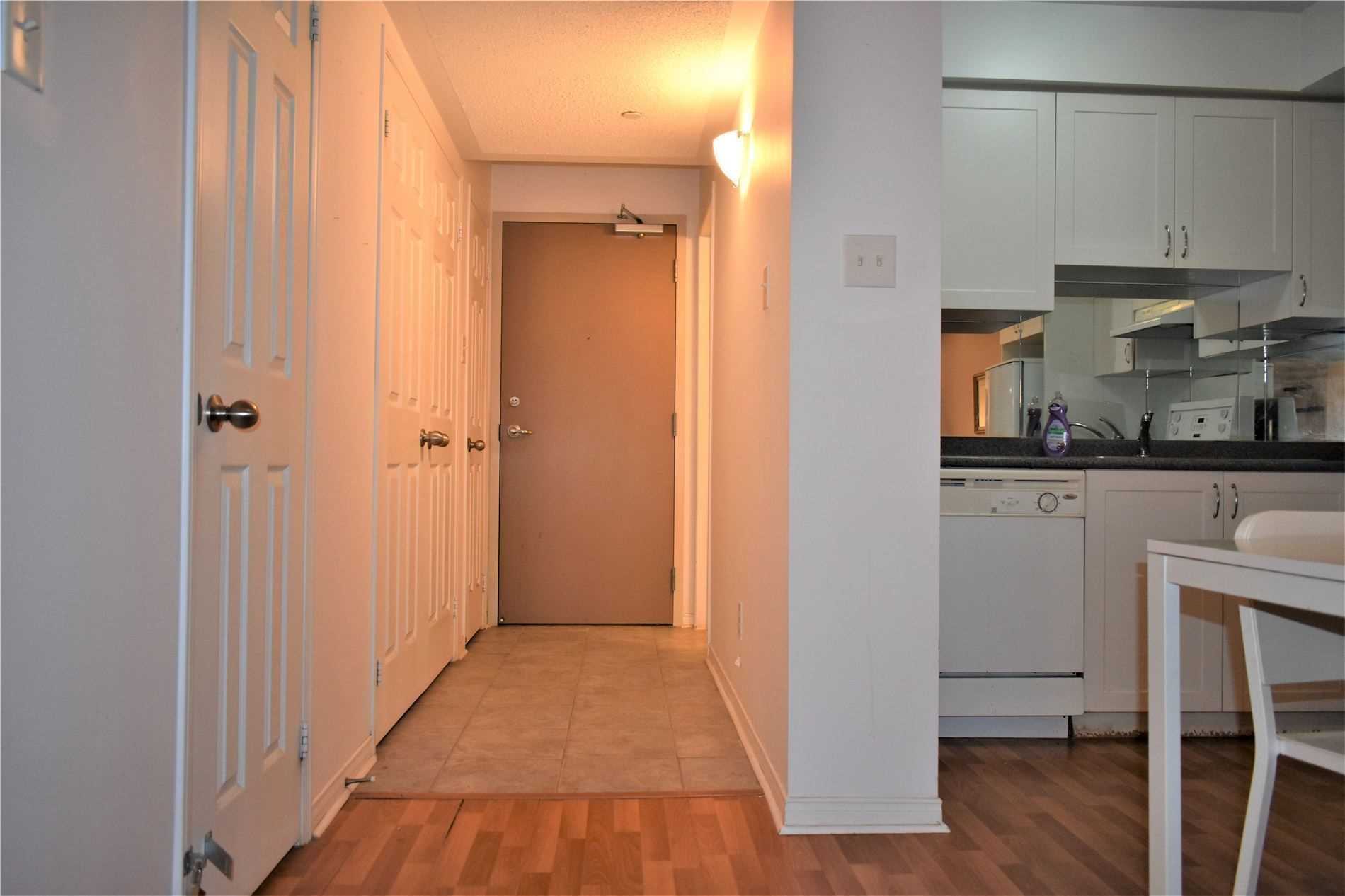 Listing W5855959 - Large Photo # 2
