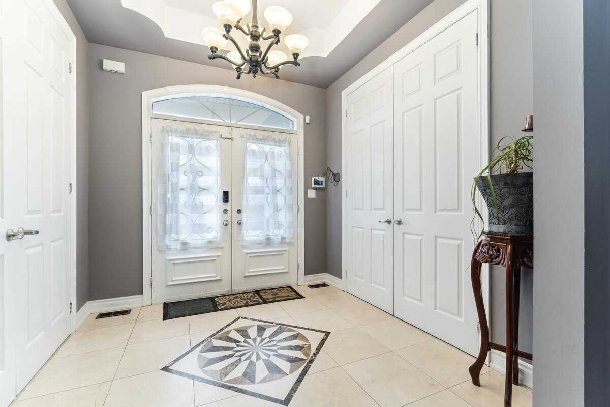 Listing W5856088 - Large Photo # 4