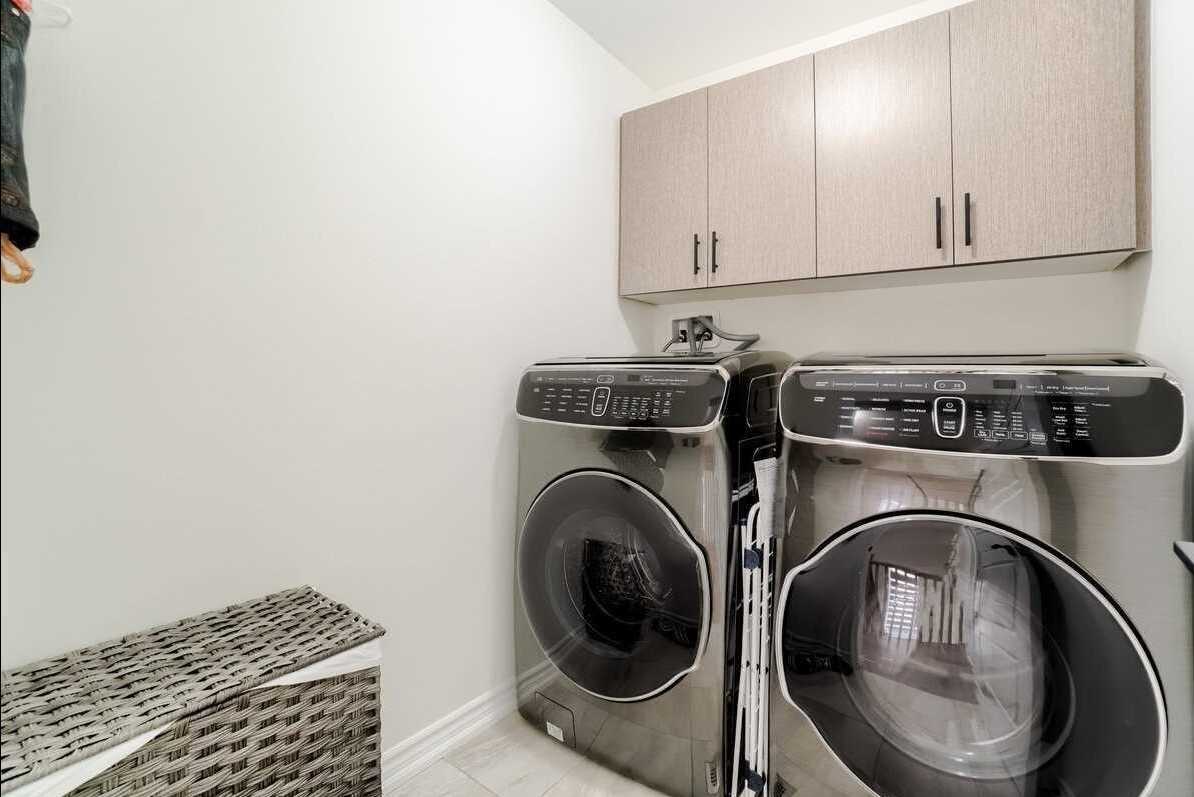 72 Circus Cres