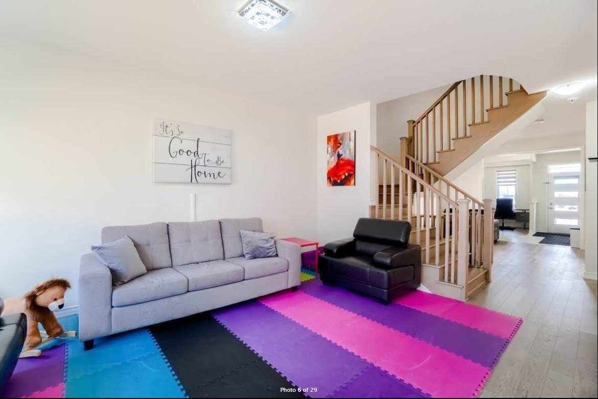 72 Circus Cres